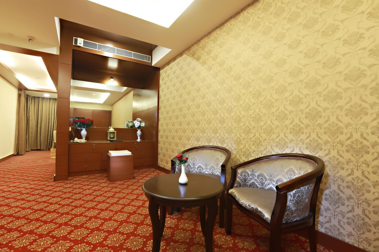 Hotel Patliputra Continental Патна Экстерьер фото