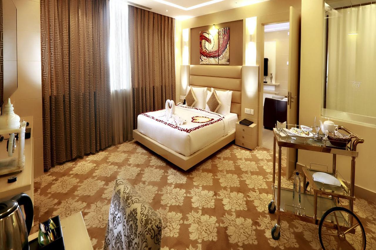 Hotel Patliputra Continental Патна Экстерьер фото